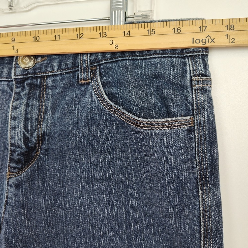 Tommy Hilfiger Denim Capri Jeans Women's Size 12 Medium Wash Blue 17" Inseam - Picture 3 of 8